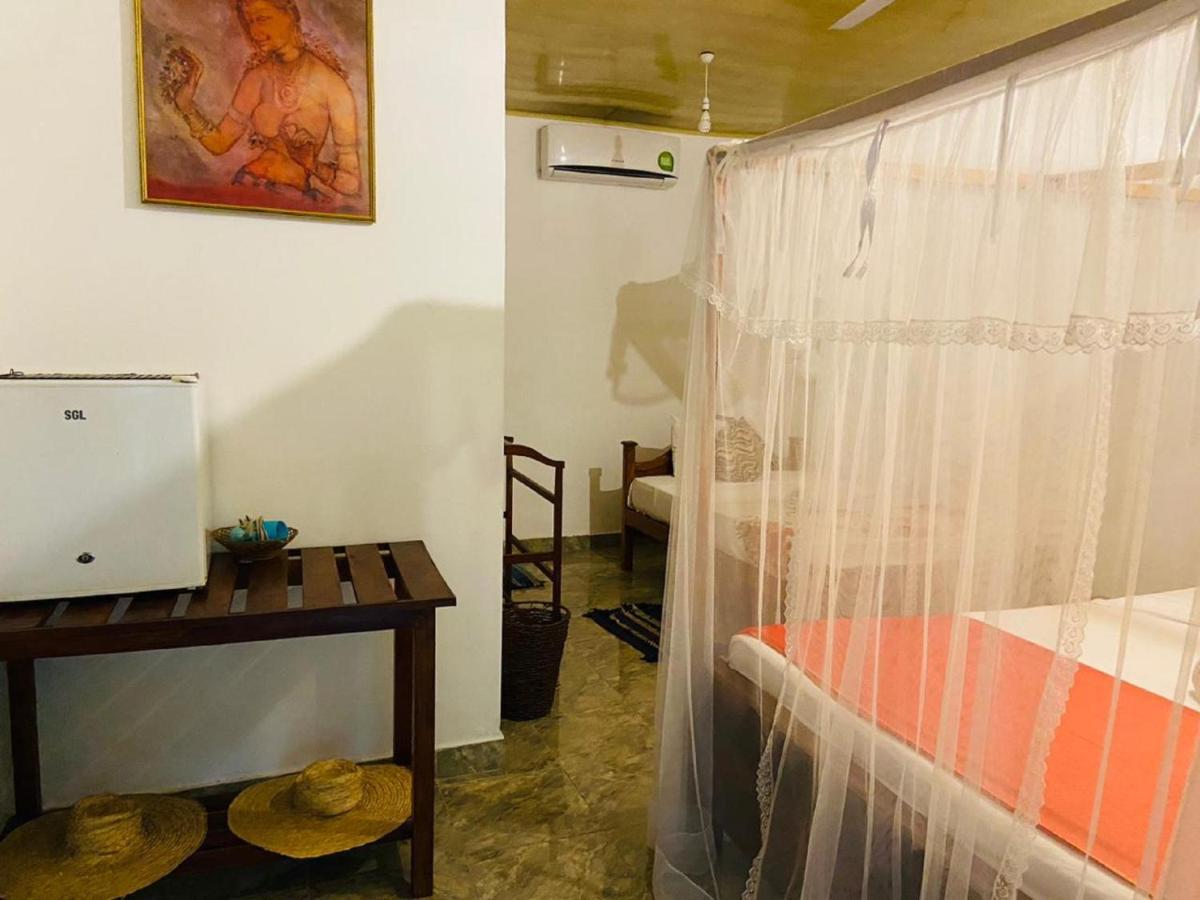 Sigiri Charuka Resort Szigirija Kültér fotó